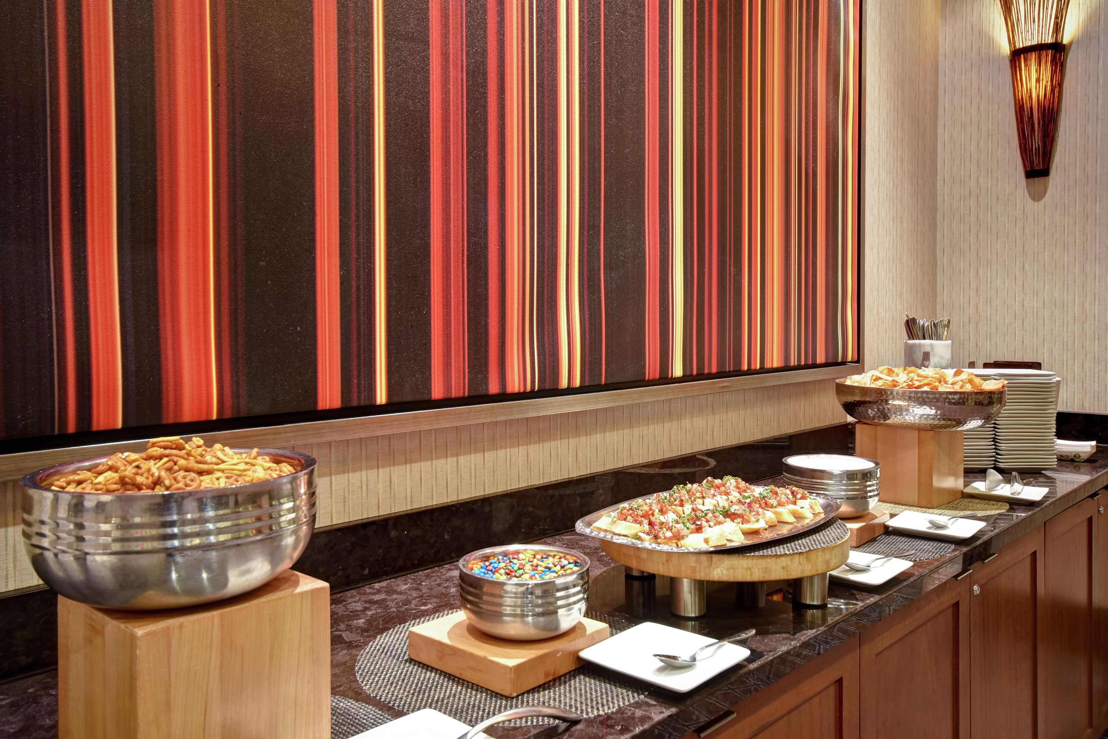 Embassy Suites Springfield Luaran gambar